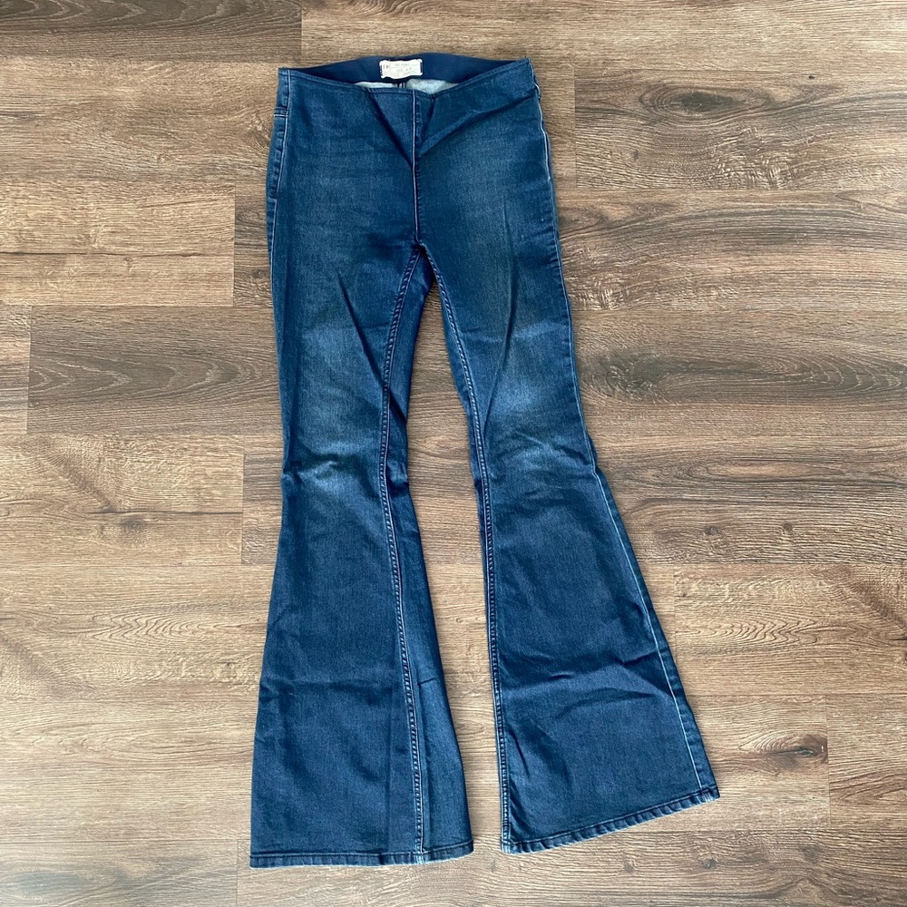 Free People Penny Pull-On Flare Jeans